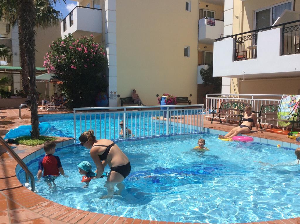 Aparthotel Bueno Platanes (Rethymno)