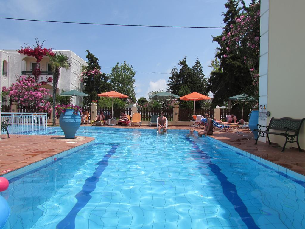 Aparthotel Bueno